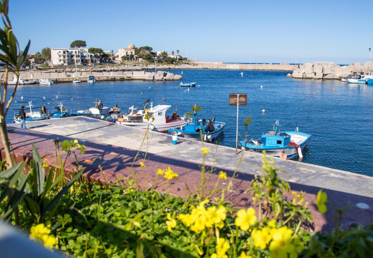 Ferienwohnung Scrusciu Ru Mari Isola delle Femmine Exterior foto